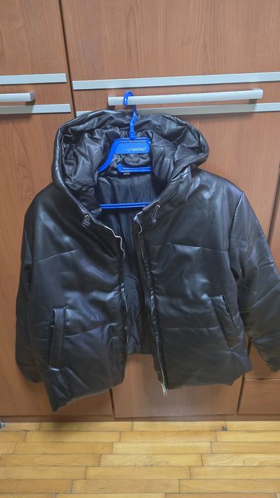 Кожено дамско яке