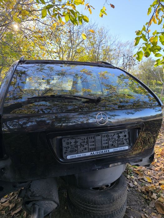Продавам врати, капак, заден капак Mercedes w203