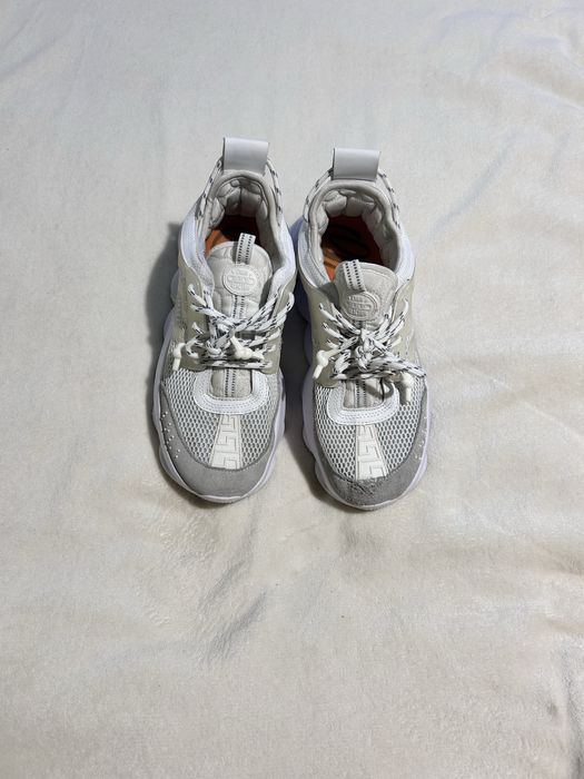 Versace chain reaction