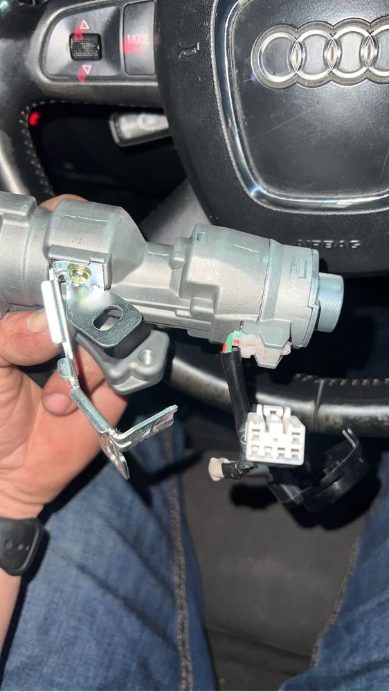 Reparatii contacte auto deplasare in Bucuresti si Ilfov