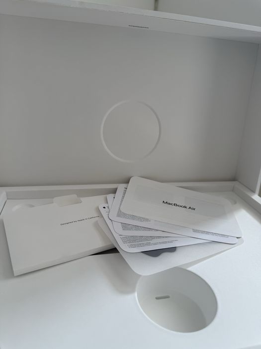 СРОЧНО продается Apple MacBook Air 15 2023 в отличном состоянии