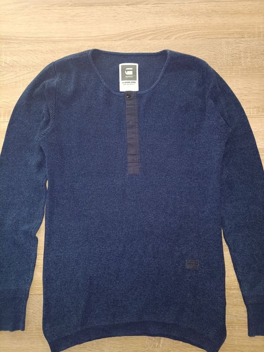G- STAR RAW ,мъжка блуза.Много качествена материя,100%памук .М-размер.