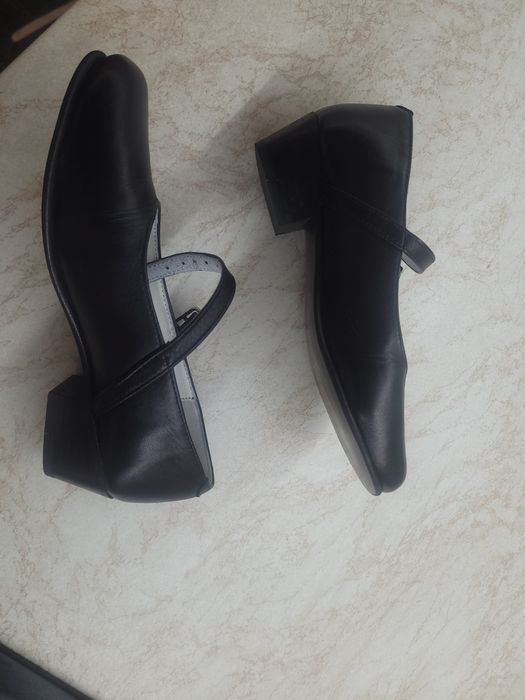 Pantofi dansuri populare