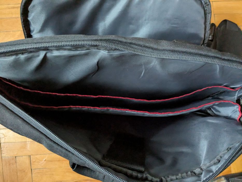 Geanta Samsonite pentru laptop 15 inch diagonala