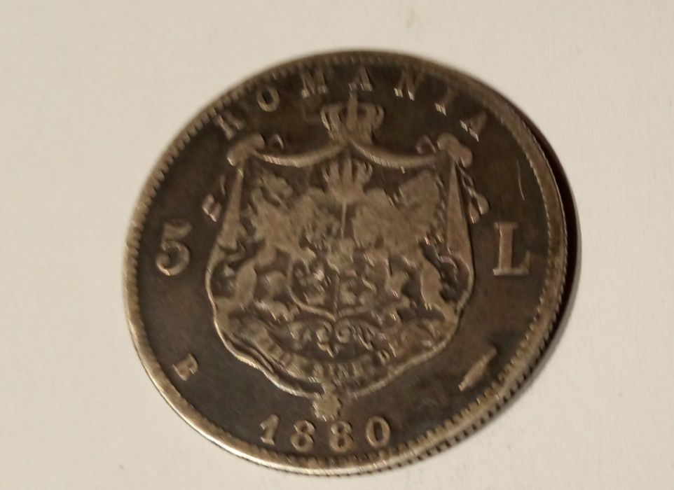 Moneda 5 lei 1880 Carol I cu gravorul Kullrich pe cerc necurățată rara