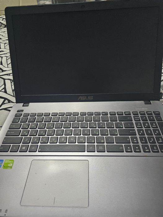 Ноутбук Asus  i3