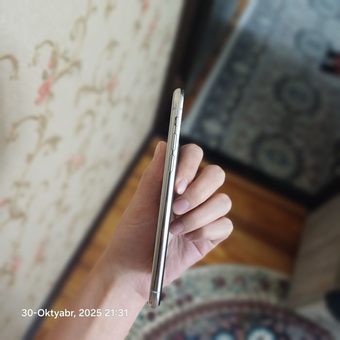 iPhone XS white 64gb