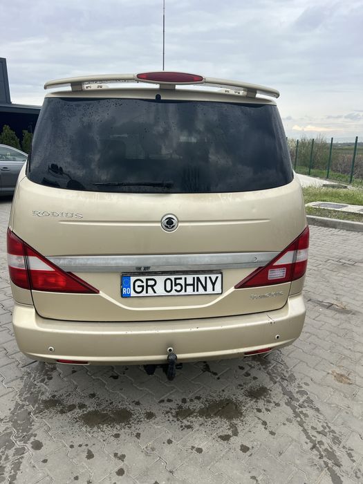 Sangyong rodius 2500€ negociabil