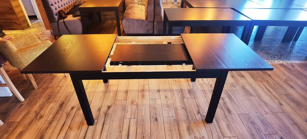 vand mese extensibila 4-8 pers ,negre, BJURSTA ,IKEA si scaune