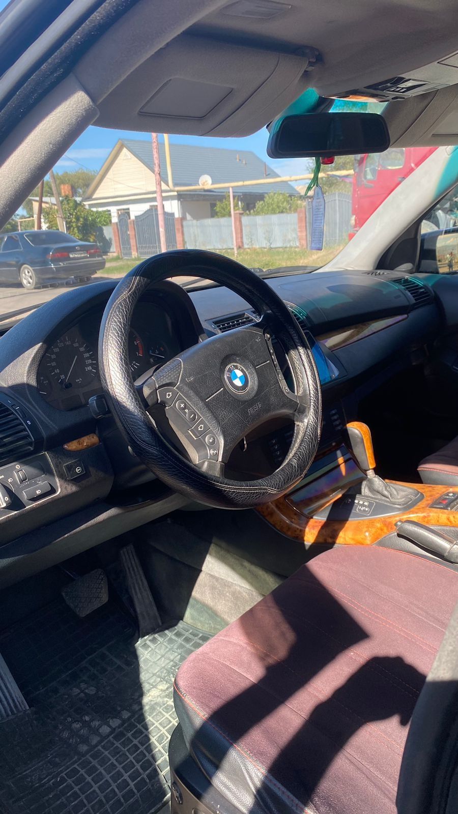 BMW X5 в очень хорошем состоянии