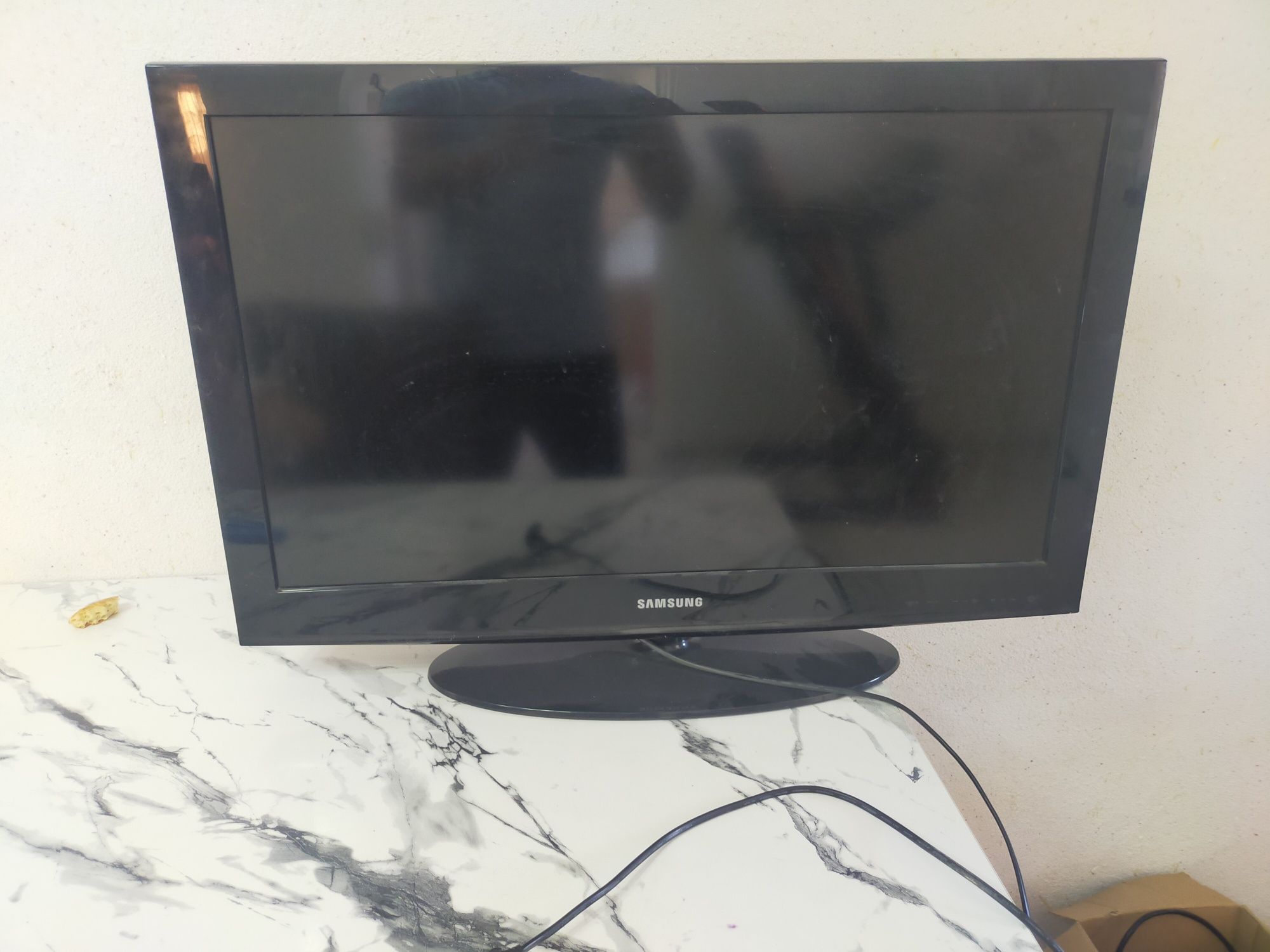 SAMSUNG, модель: LE32E420M2W