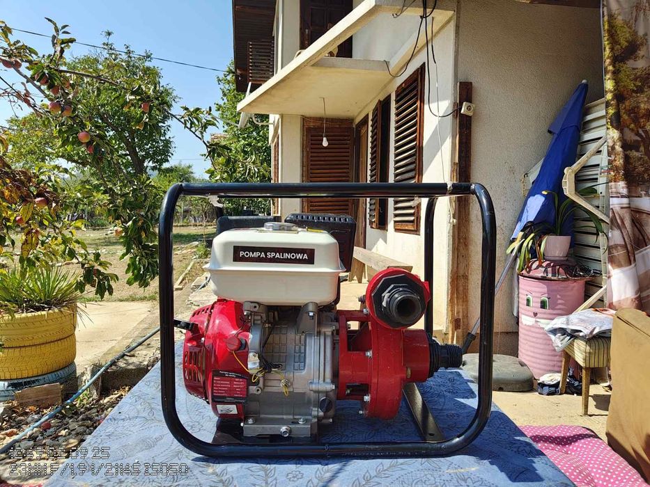 Бензинова помпа за вода