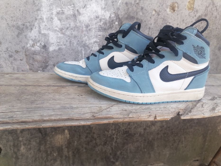 Jordan 1 university blue