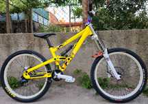 Scott Voltage 720 26 цола Downhill bike, Двукоронна вилка Booxer, Sка