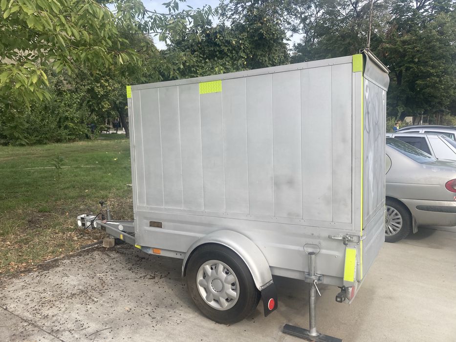 Remorcă de 750 kg Furgon din aluminiu