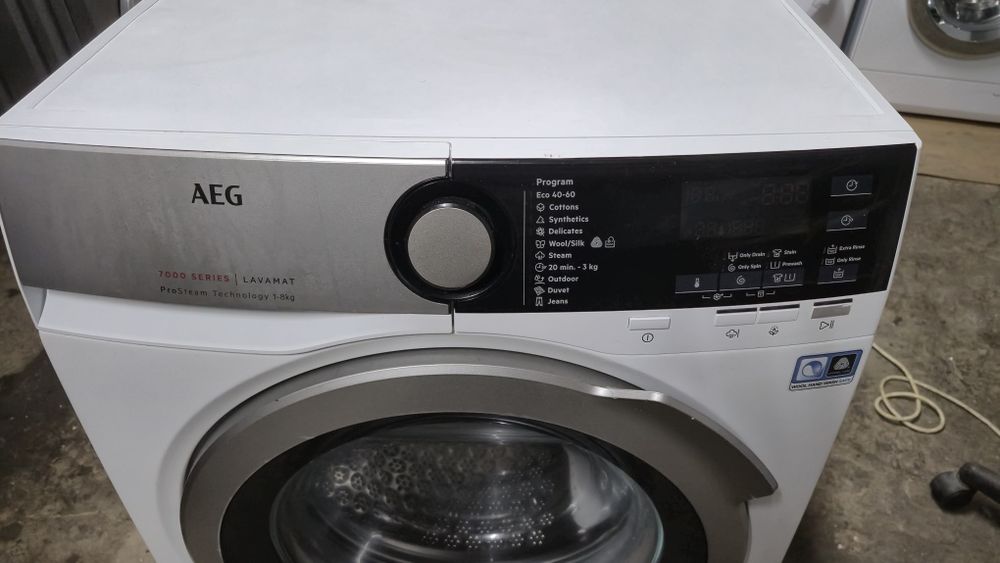 Aeg 1600 rot 9kg