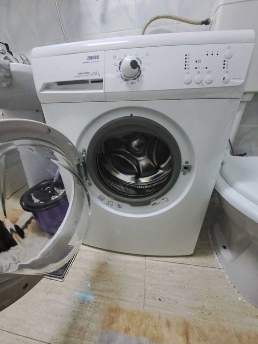 Masina de spalat Zanussi