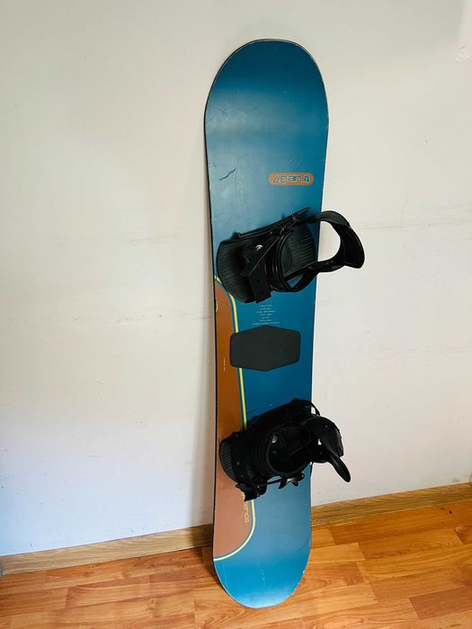 Placa Snowboard Generics true 137cm + legături