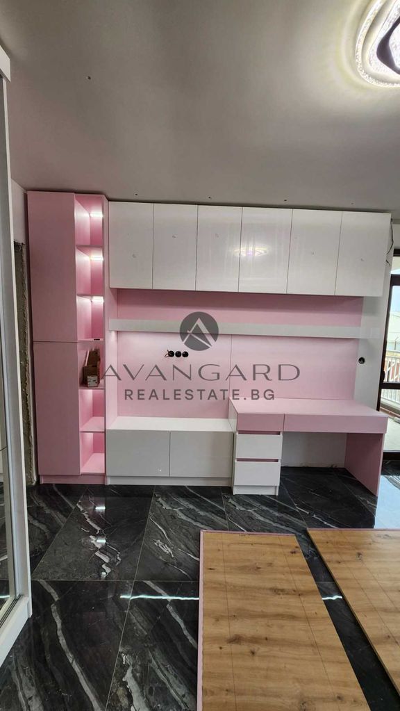 Продава се Четиристаен апартамент в Пловдив, Кючук Париж - 200 кв.м за 3500 €/кв.м - Снимка #11
