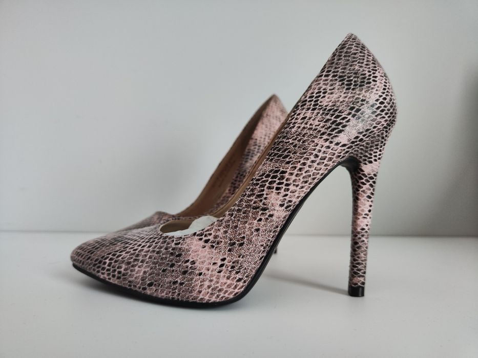 Дамски обувки с ток, размер 36