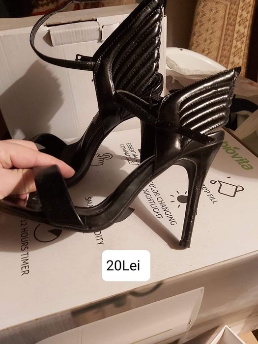 Incaltaminte cu toc,diverse modele.