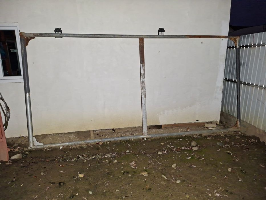 Poarta culisabila pe role