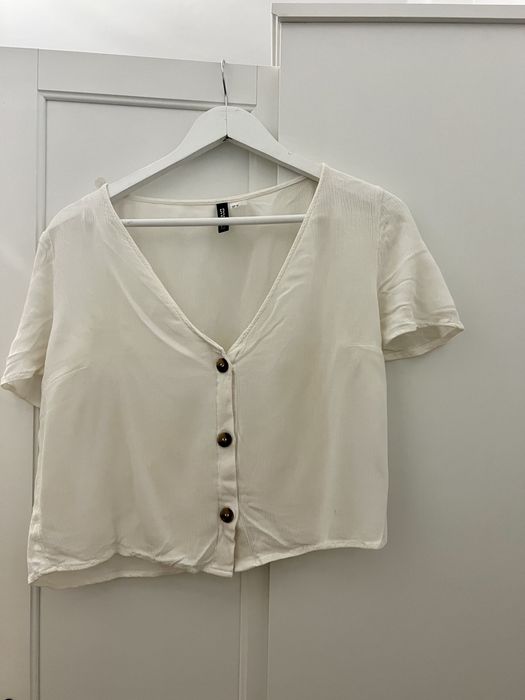 Camasa H&M cu nasturi crem M