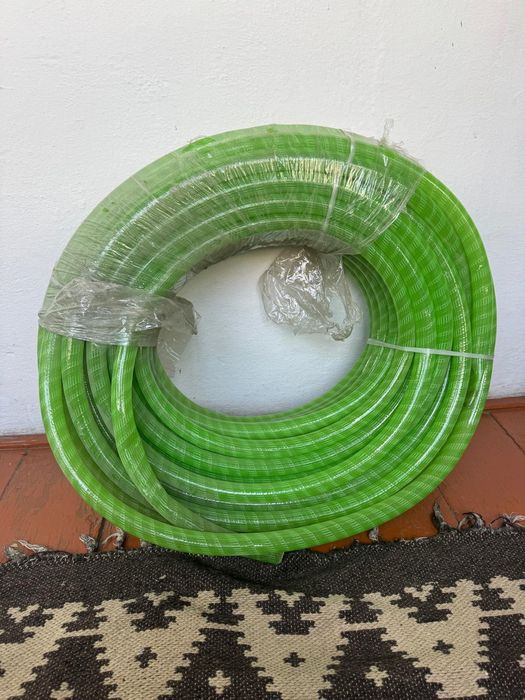 Шланги новые в рулоне