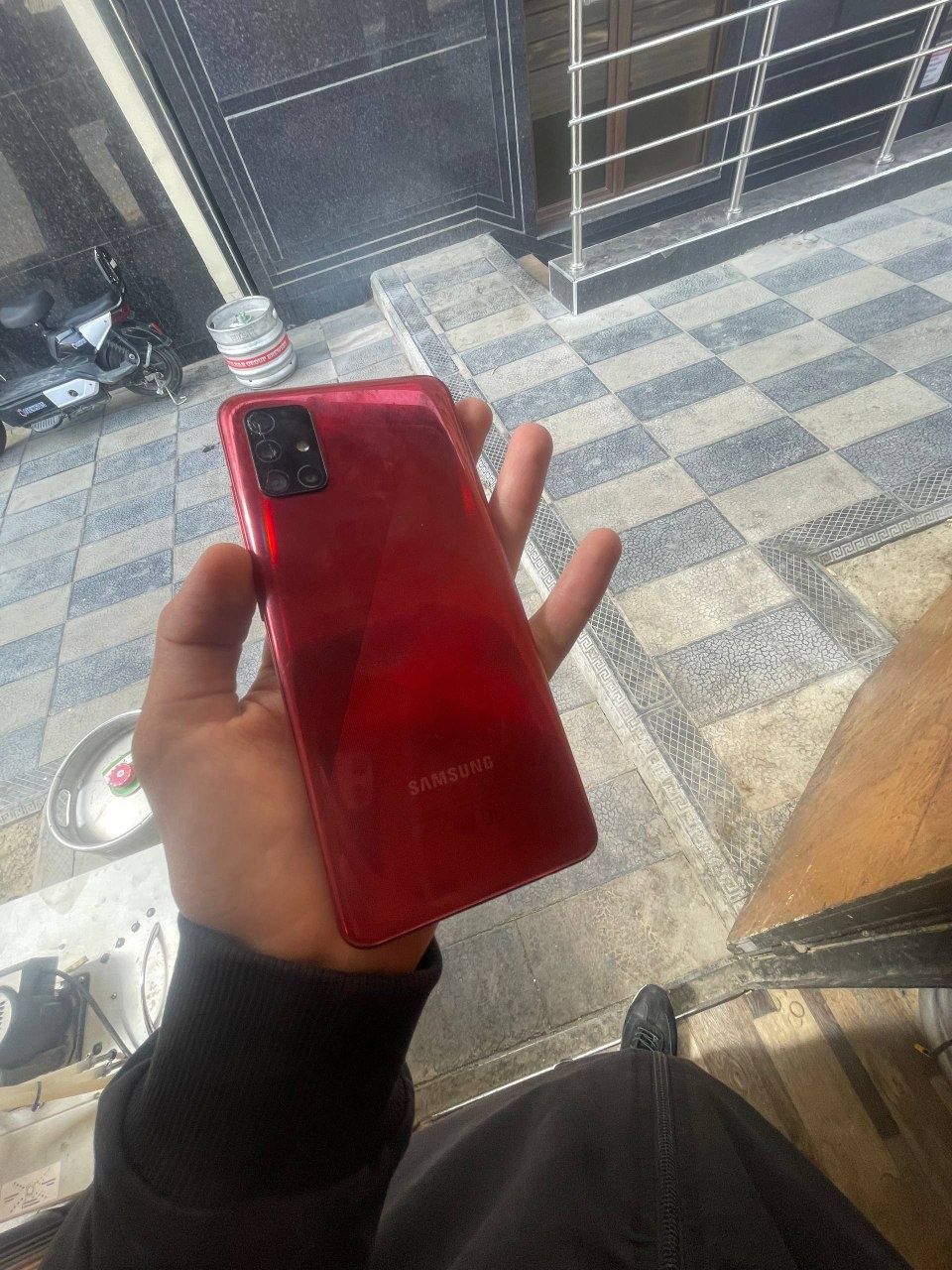 Samsunga51sotiladi