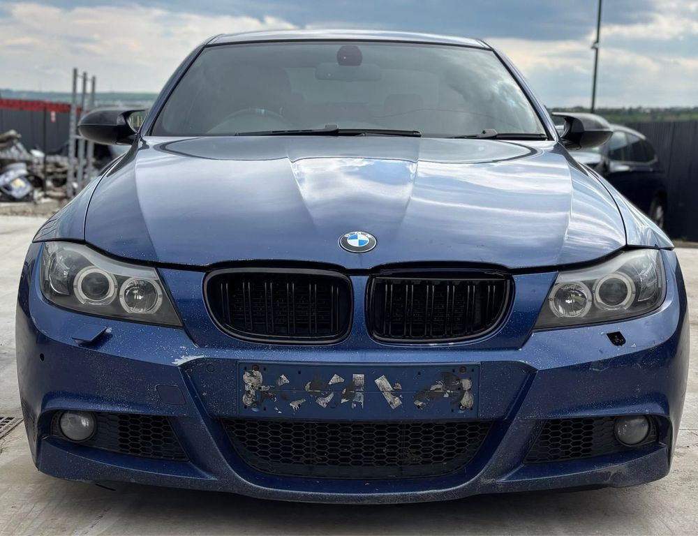 Dezmembrez BMW 330d M Pack, 231cp,Navi,Xenon cu Angel Eyes,recaro,led
