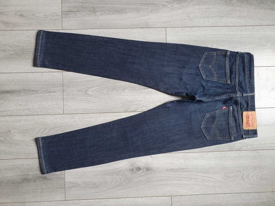 Blugi LEVI'S 511 Slim - Marime W30 L30 (Talie 81 cm)
