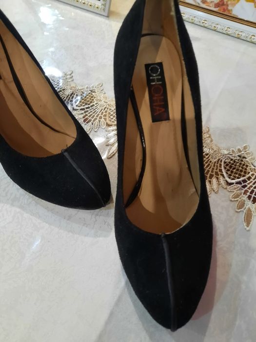 Продам туфли замшевые