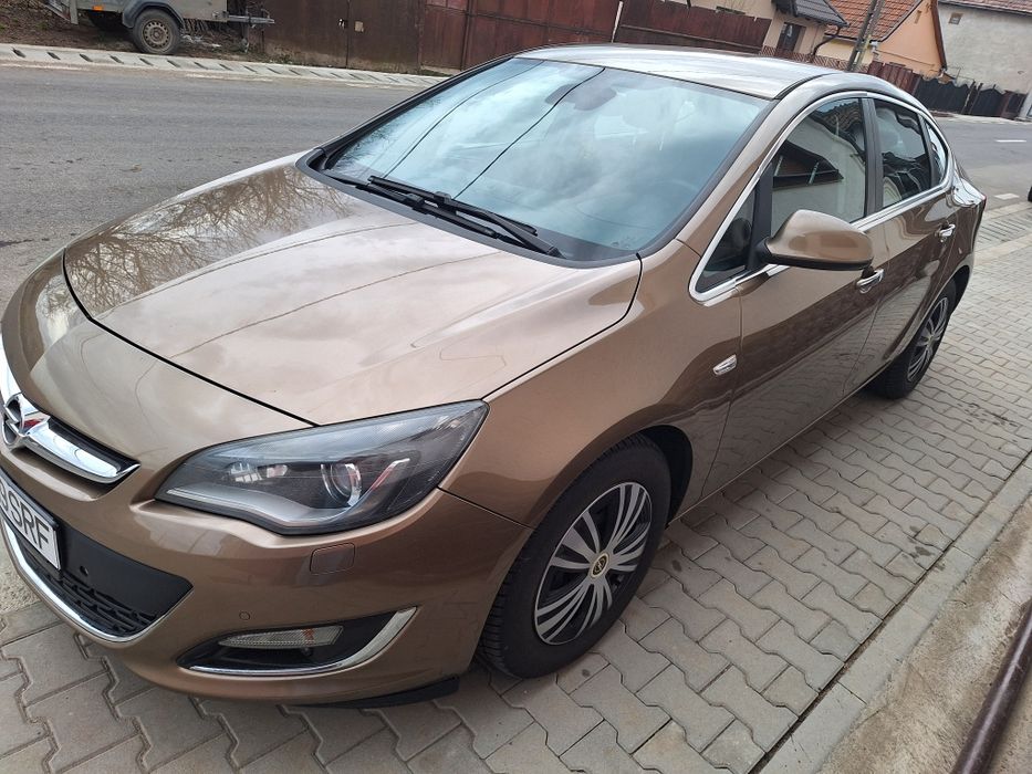 Opel astra 1.7 cdti ecoflex