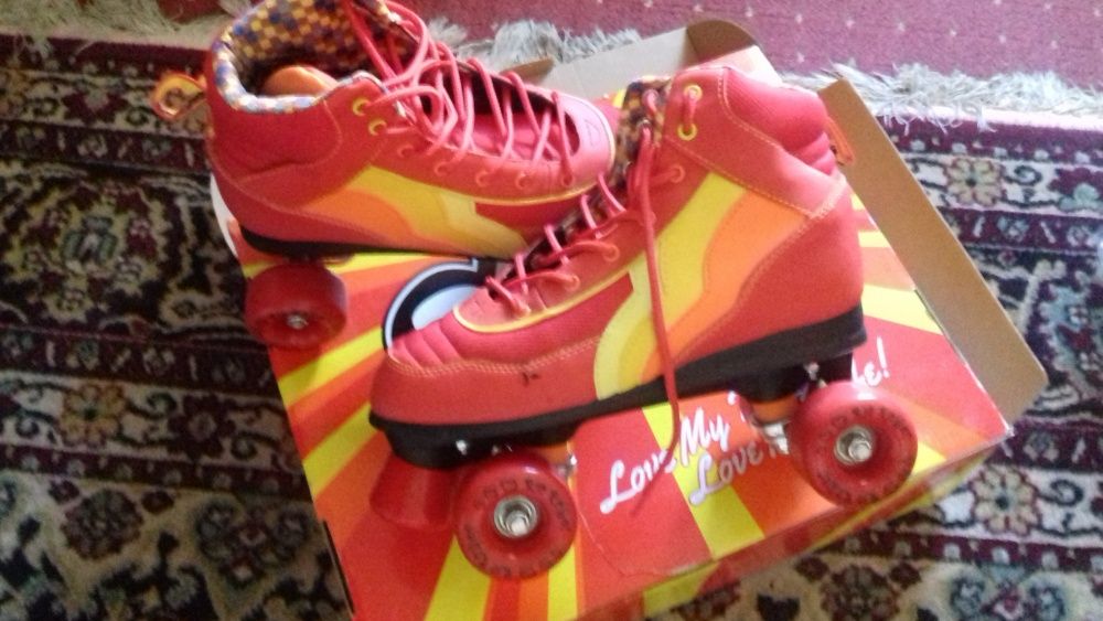 Vand patine cu rotile+protectii Rio Roller (marimea 40.5-noi) Unisex.