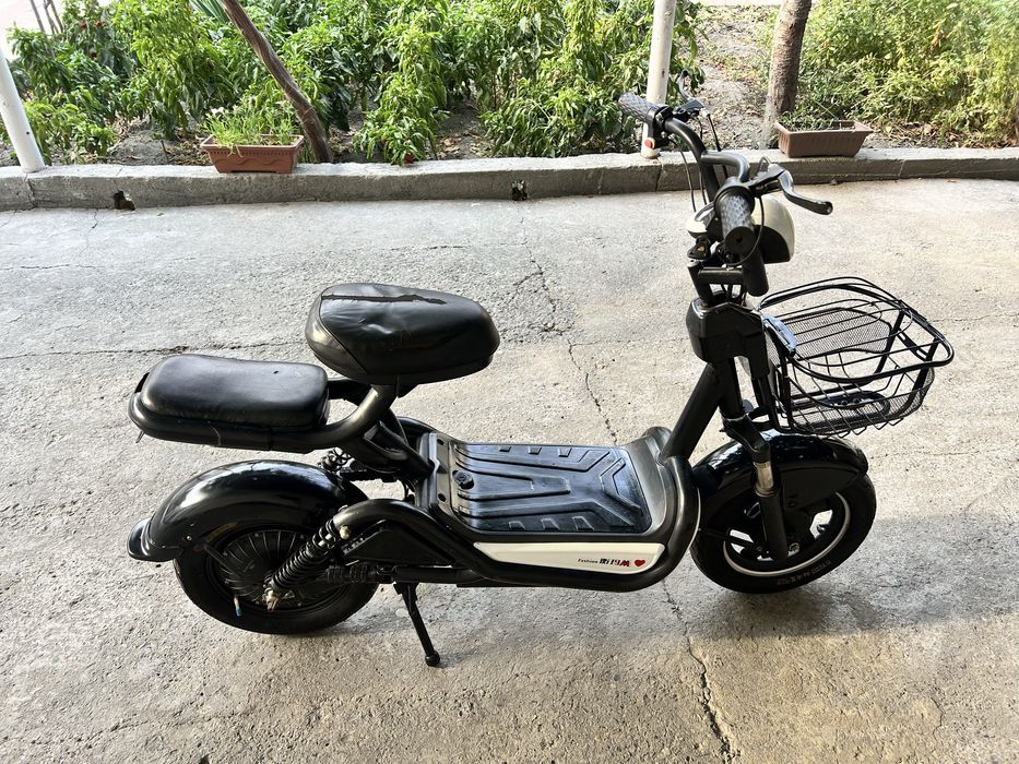 Skuter Ibike sotiladi