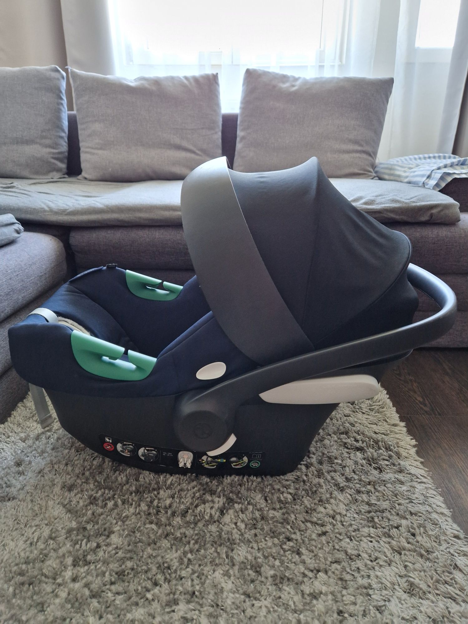 Scoica Cybex Aton B2 i-Size + baza ISOFIX