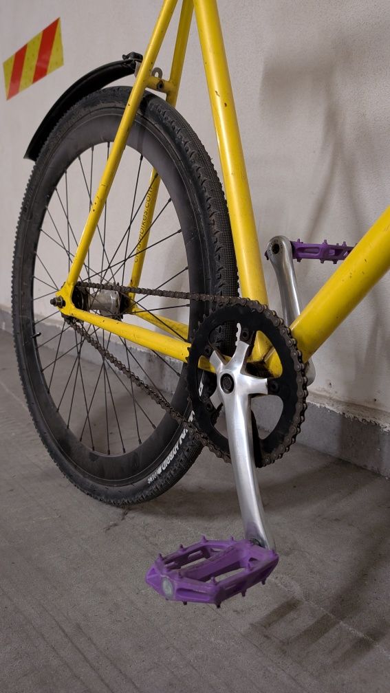 Колело фикси/fixie Create 28 цола