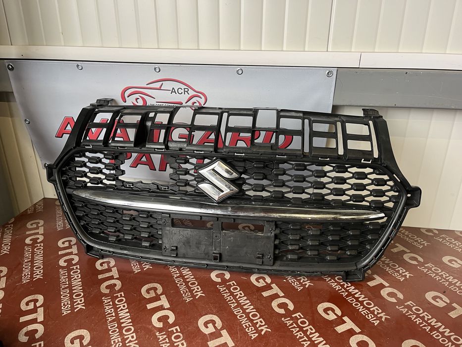 2 броя Решетка Suzuki Swift 2022-