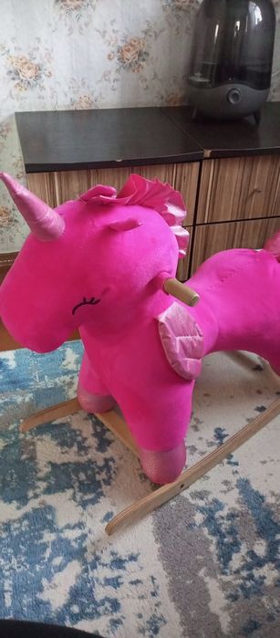 Продам качалку единорога