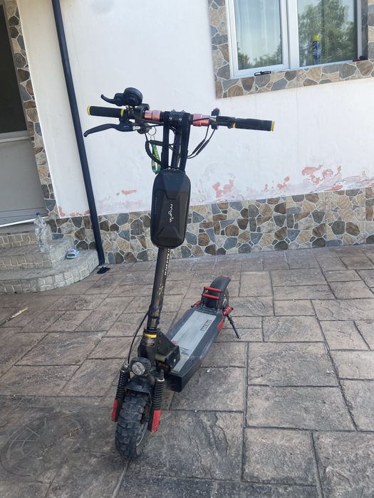 Vand sau schimb cu scuter electric