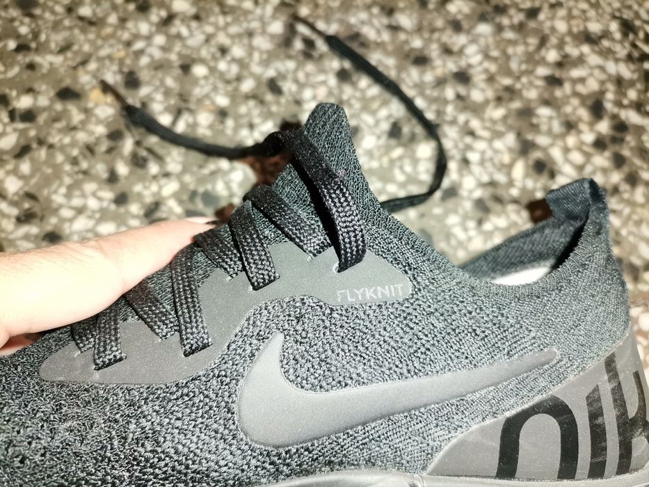 Nike Epic React FlyknitTriple Black-110 лв до края на деня