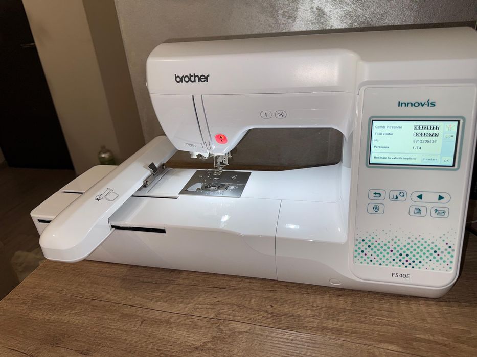 Vand masina de brodat Brother Innov-is F540E