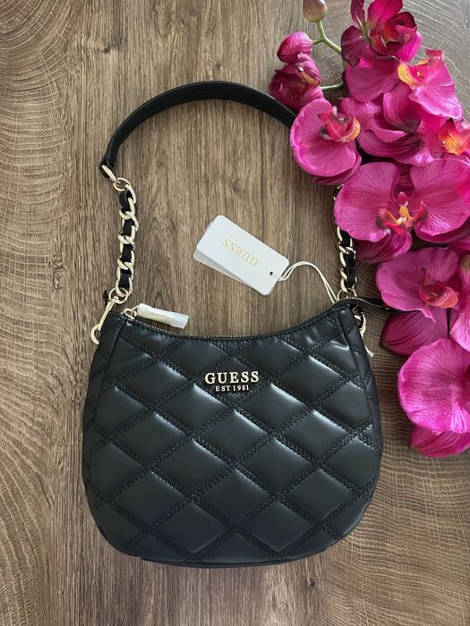 Дамска чанта Guess
