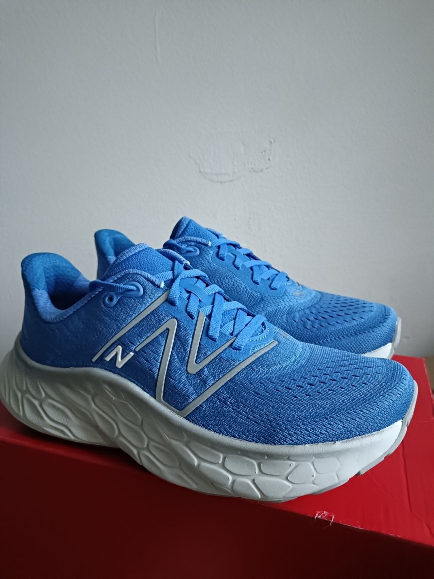 New Balance Fresh Foam V4 номер 40