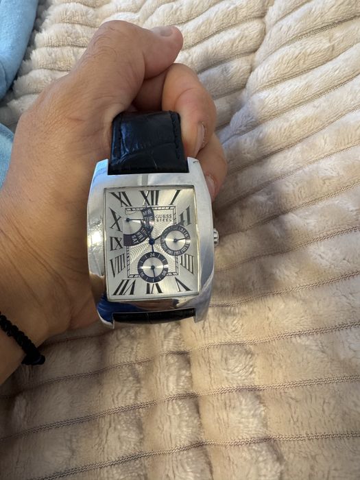 Guess G12554g запазен