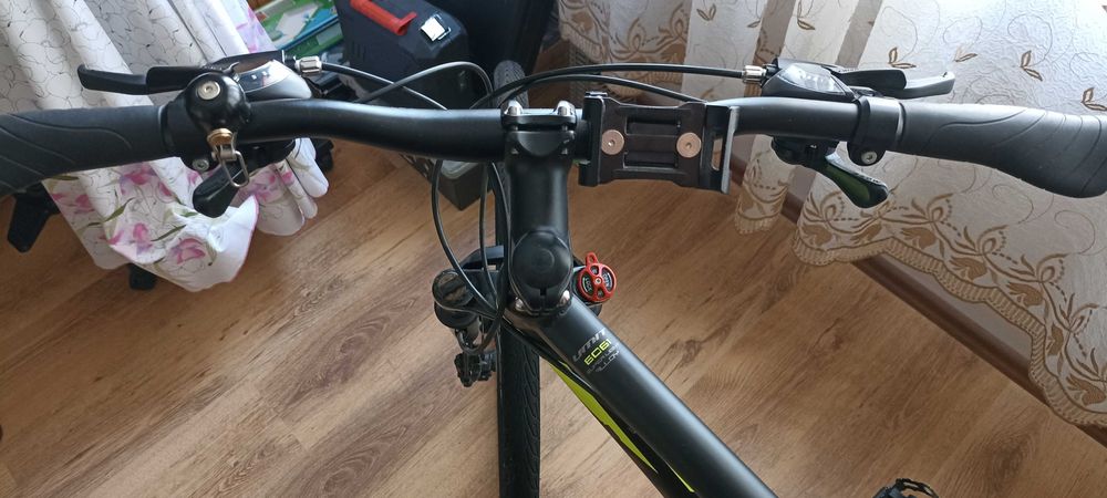 Велосипед, 28 инча, Хибрид, Алуминий, 21 скорости