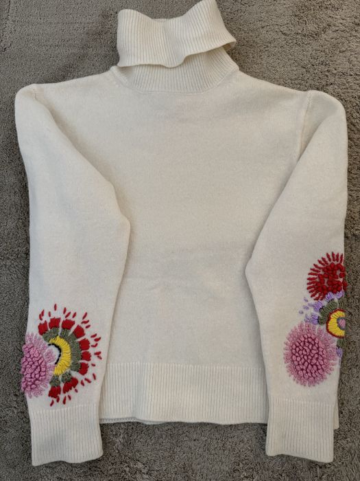 Бял пуловер Zoe by Zornitsa Baeva