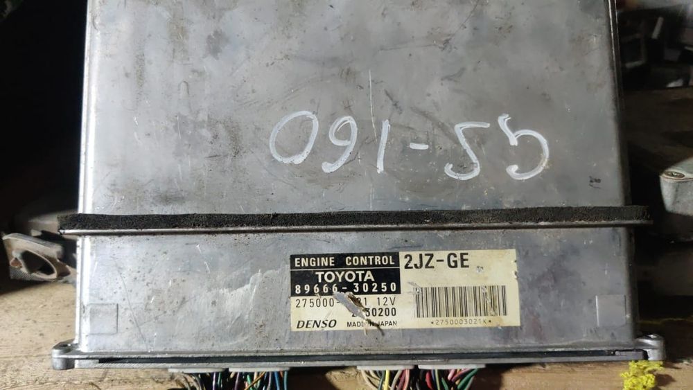 Эбу блок управления компьютер Лексус ЖС300 ЖС 300 160 GS300 GS 2jz