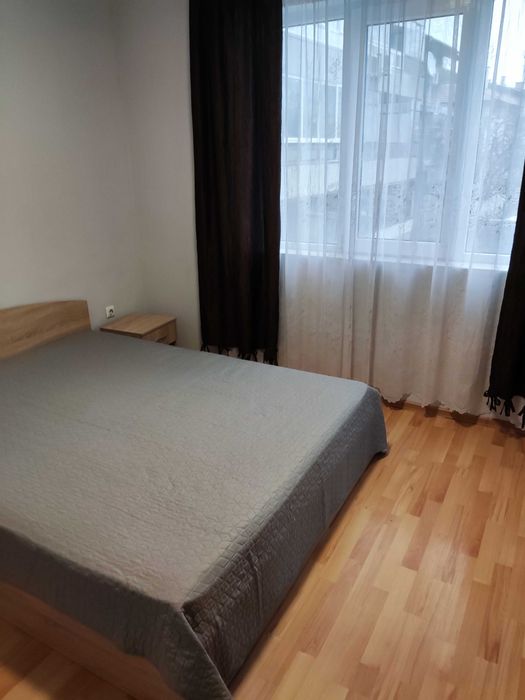 Давам под наем тристаен в кв Аспарухово за 800лв