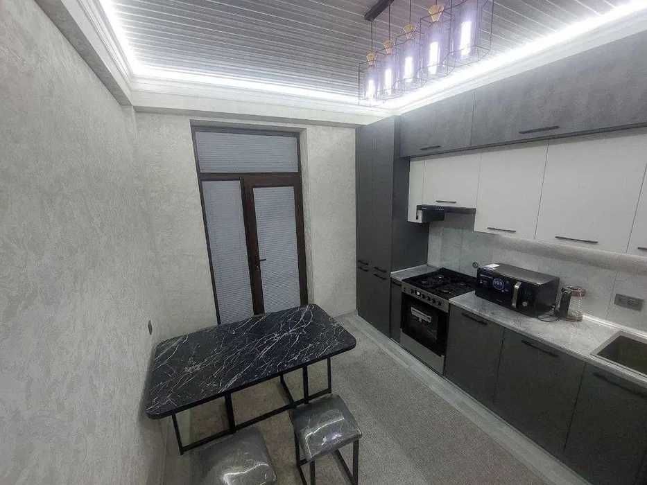 Продается 3х комнатная квартира, Район Янги Хаёт 3 а, Грин Хаус, 0837